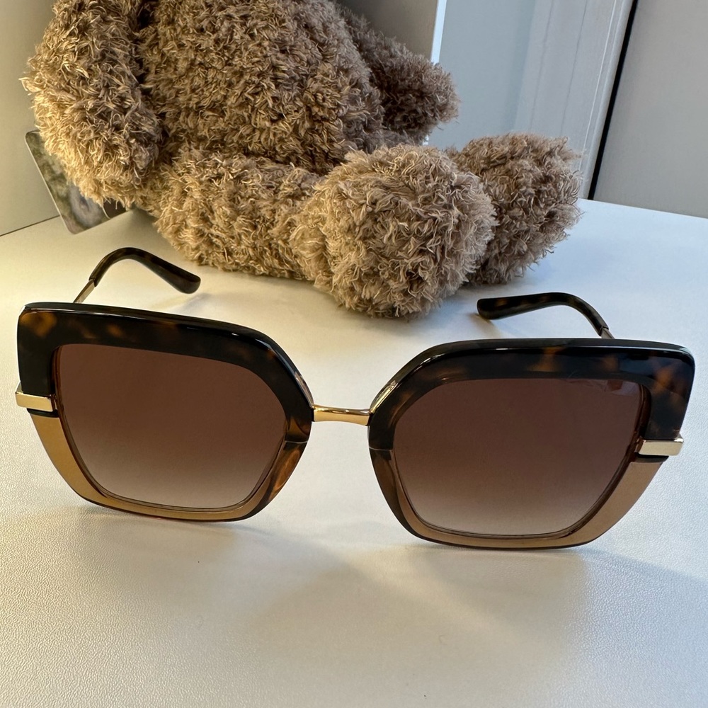 Brand New Dolce and Gabbana Sun Glasses 2023
